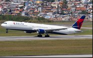 Delta e American Airlines ajustam voos para o Brasil