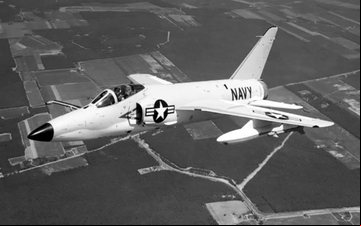 O F11F Tiger pilotado por Tom Attridge